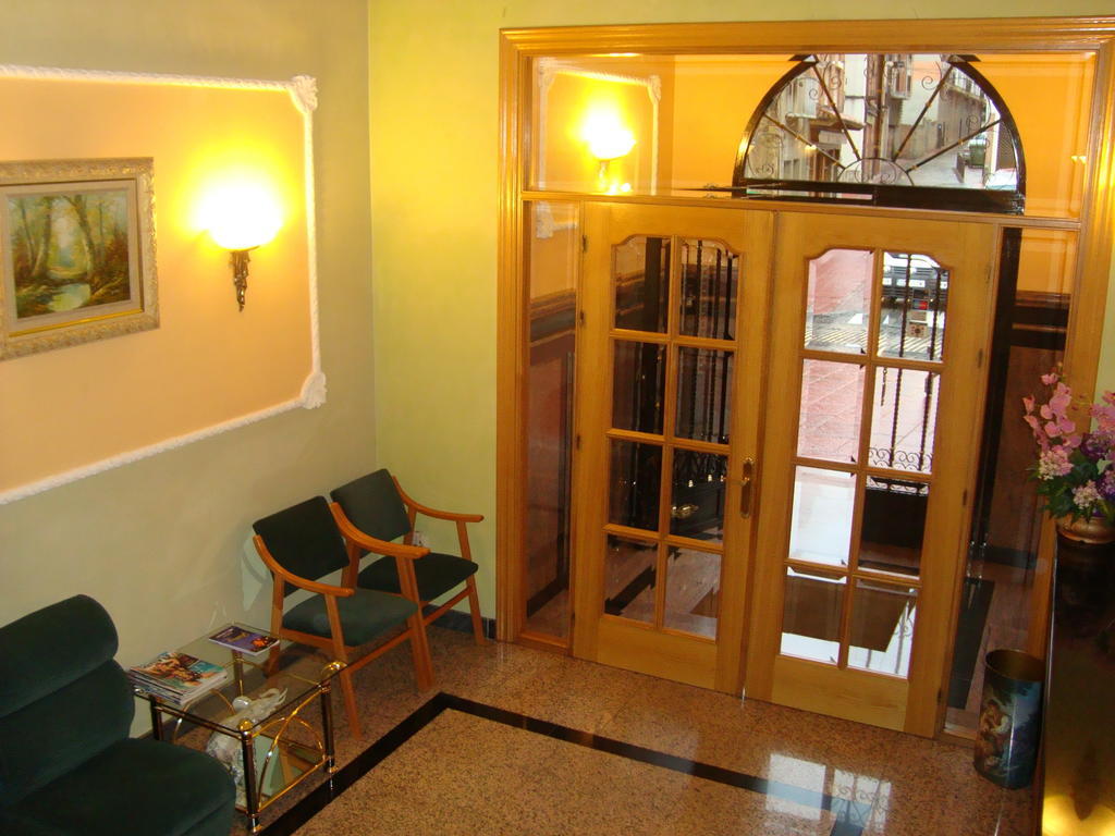 Hostal Universal Benavente Eksteriør billede