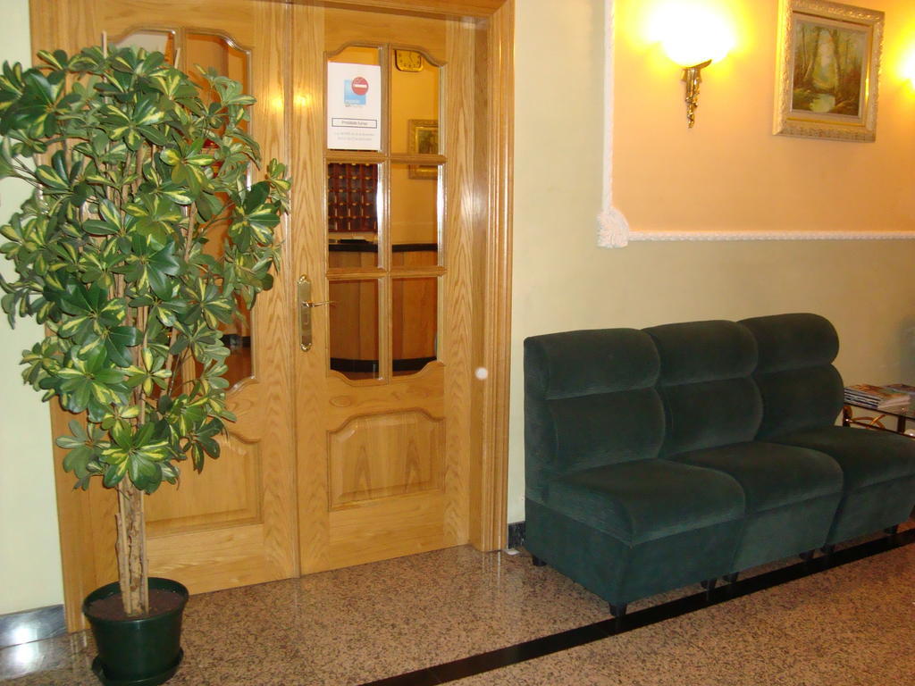 Hostal Universal Benavente Værelse billede